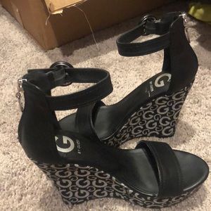 Guess wedges sadly no box but in prestige con.